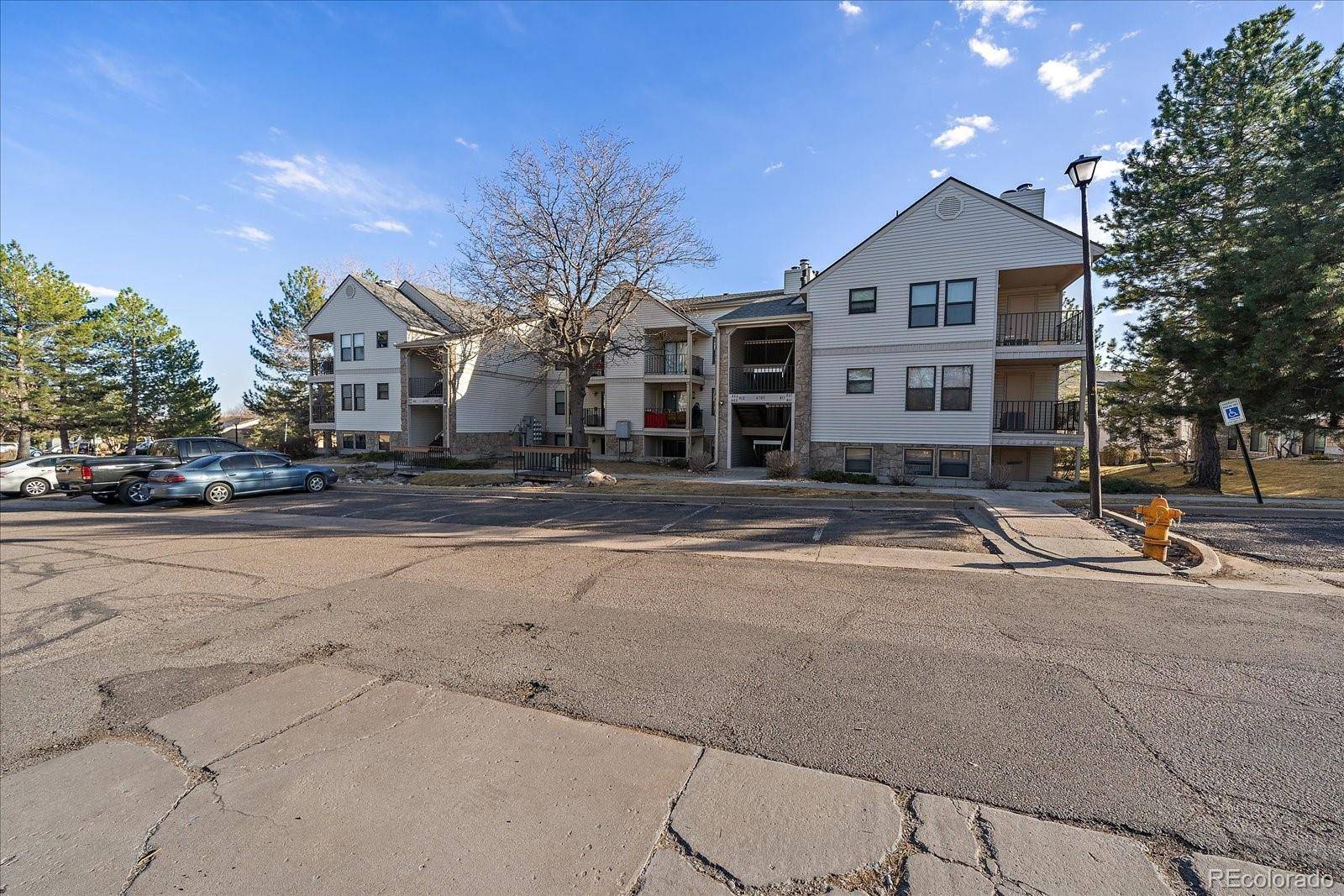 Littleton, CO 80128,6705 S Field ST #801
