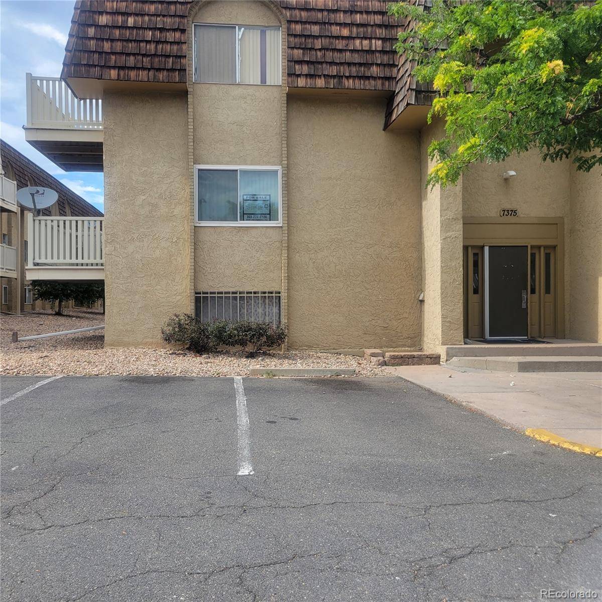 Denver, CO 80237,7375 E Quincy AVE #204