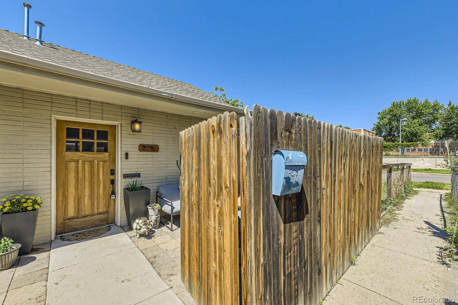 Denver, CO 80205,2841 N Columbine ST