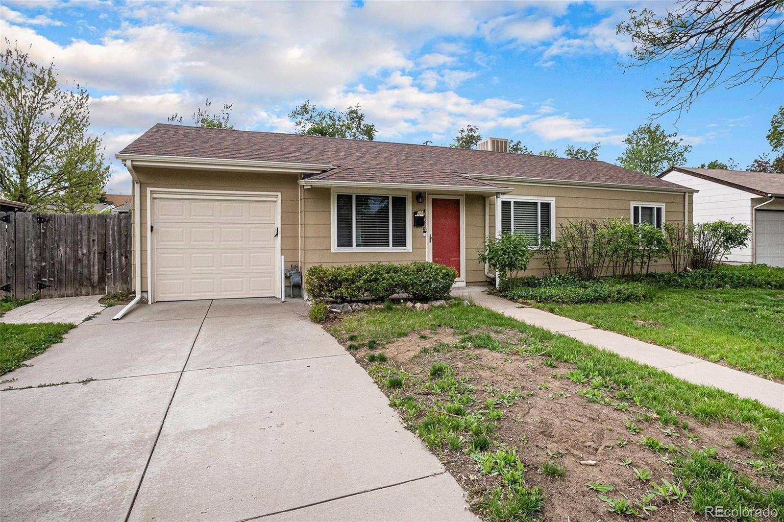 Denver, CO 80222,4906 E Bates AVE