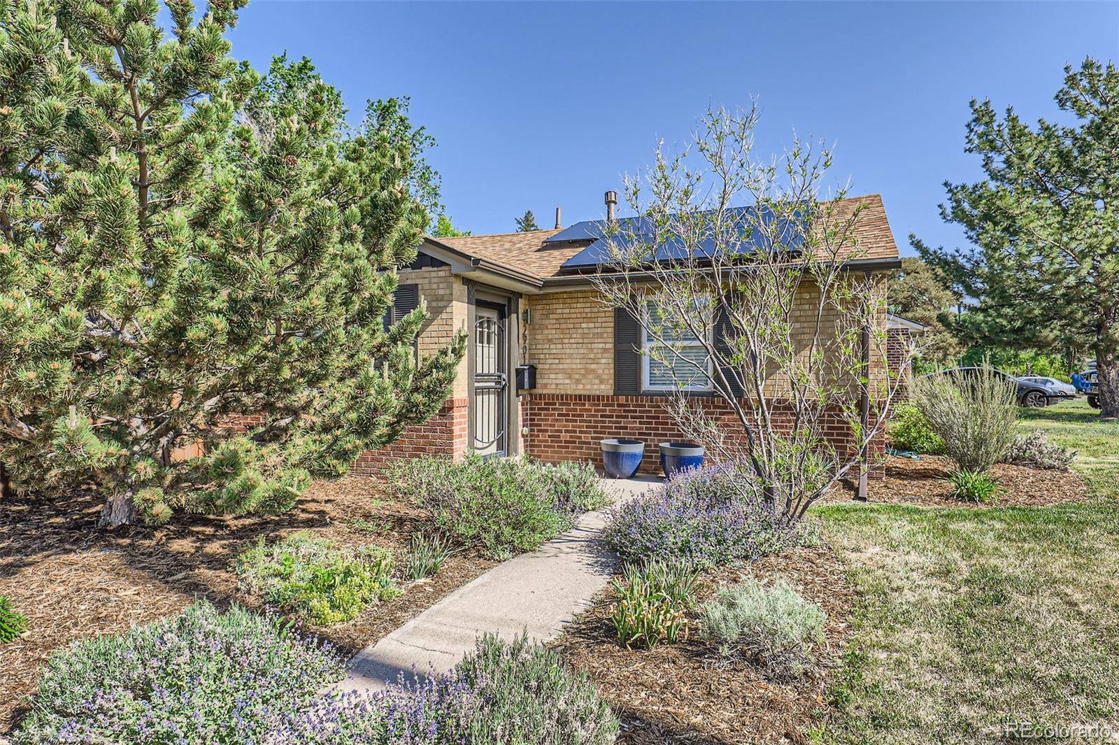 Denver, CO 80207,2901 N Glencoe ST