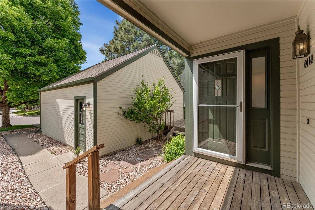 Centennial, CO 80121,6414 S Hudson ST