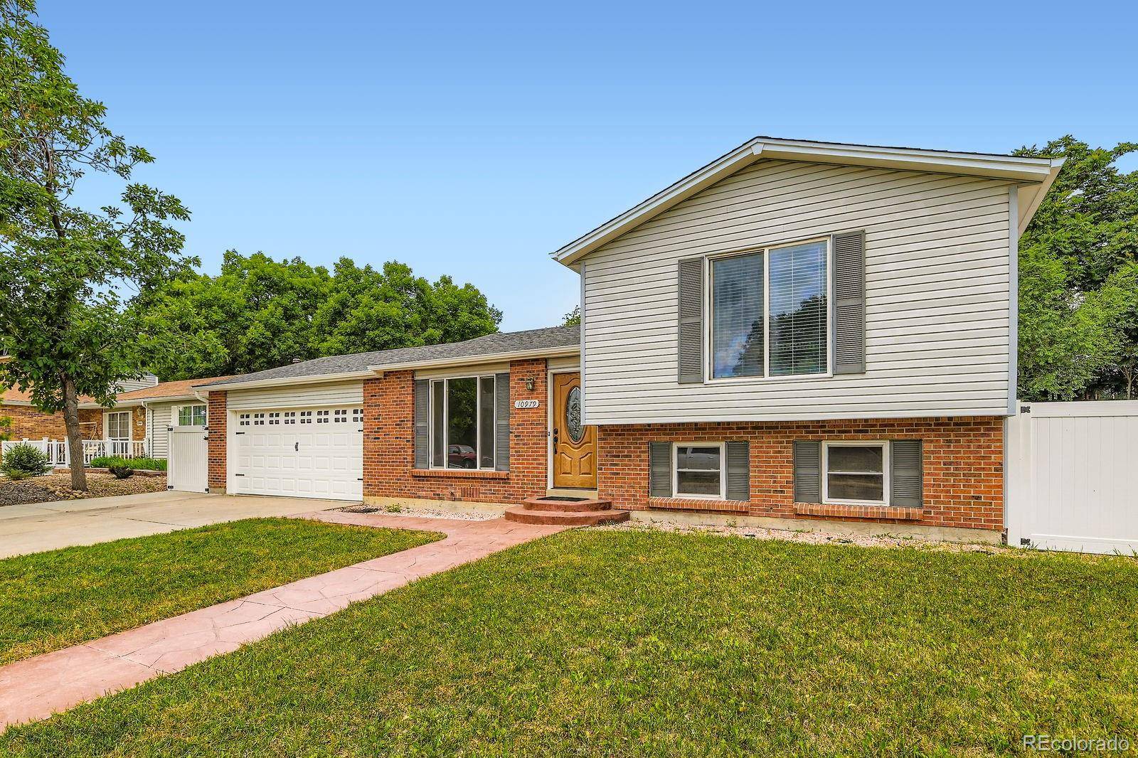 Thornton, CO 80233,10979 Grange Creek DR