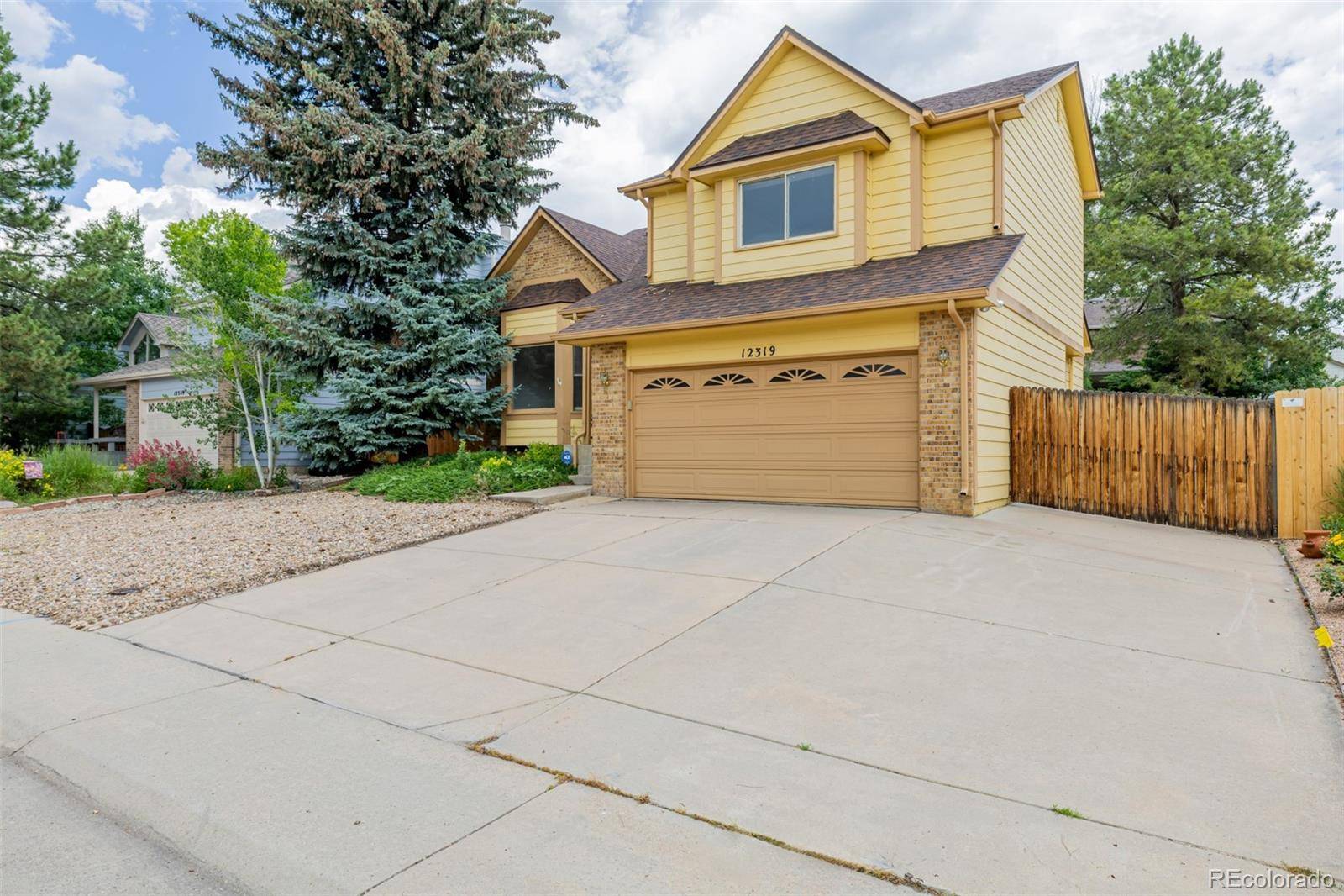 Littleton, CO 80127,12319 W Burgundy AVE