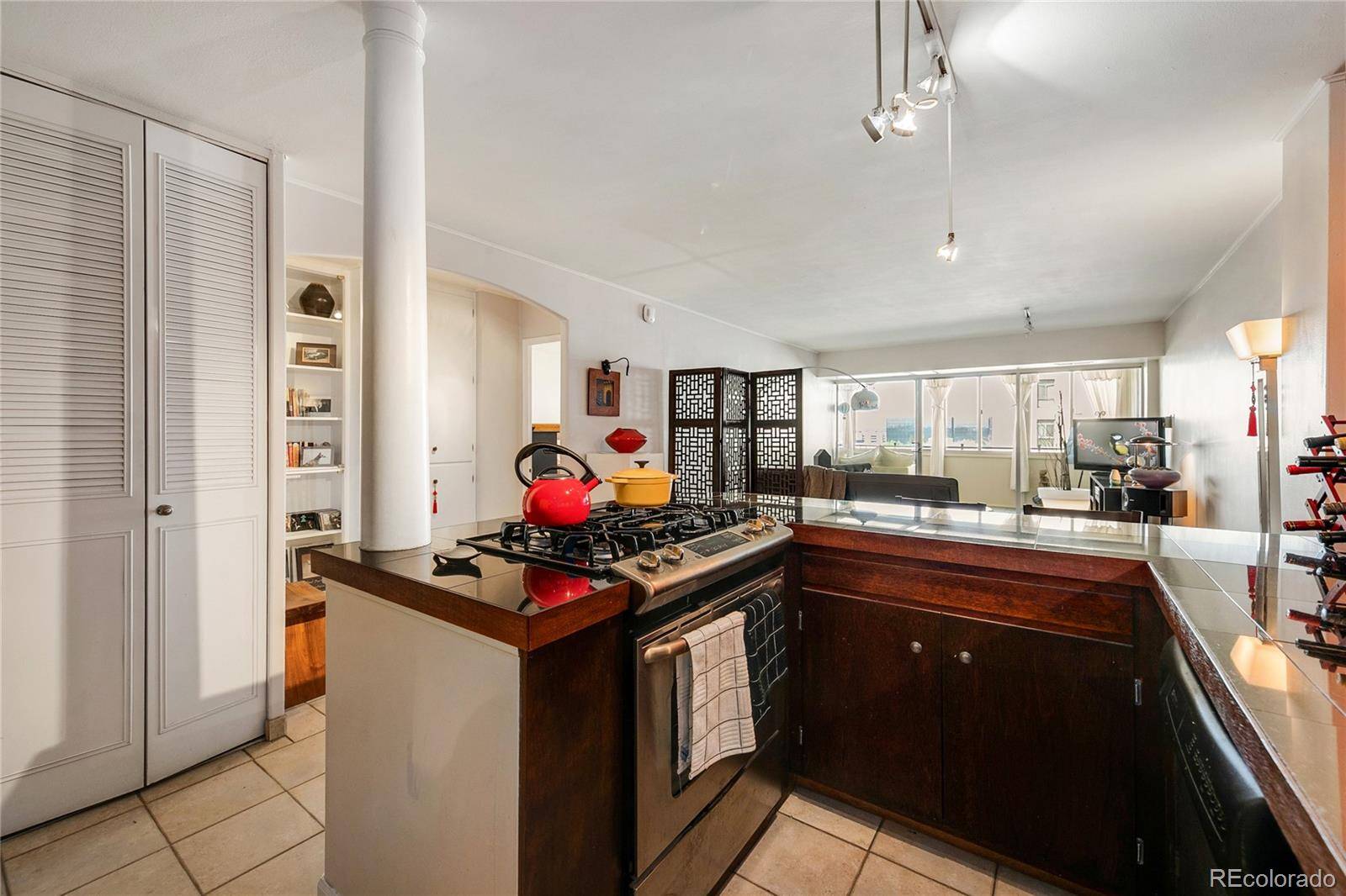 Denver, CO 80203,800 Washington ST #903