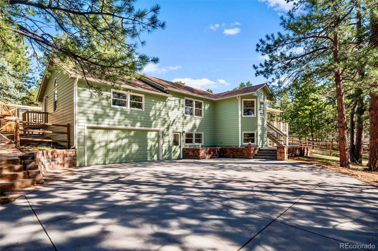 Larkspur, CO 80118,4185 Red Rock DR