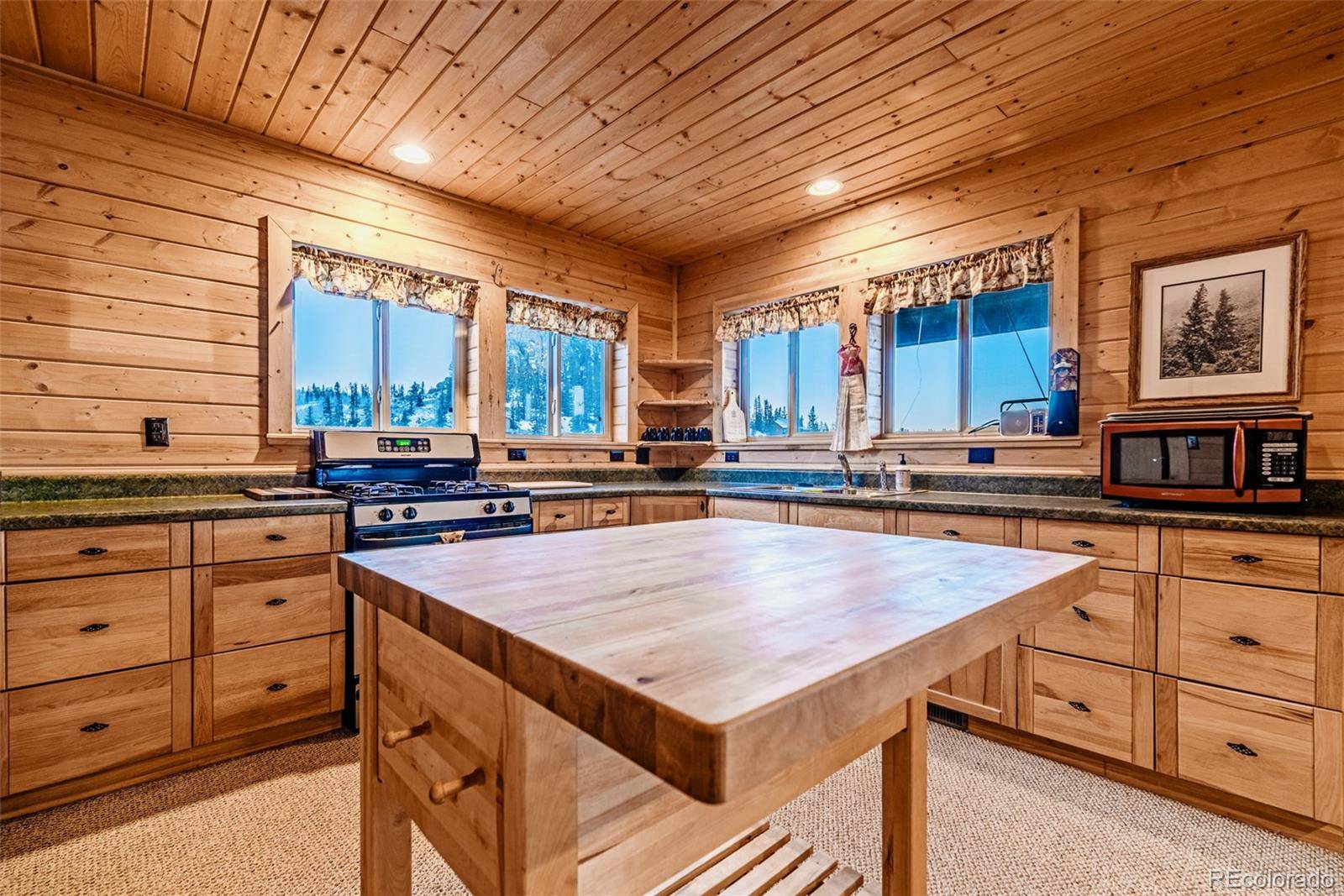 Como, CO 80432,305 Travois CT