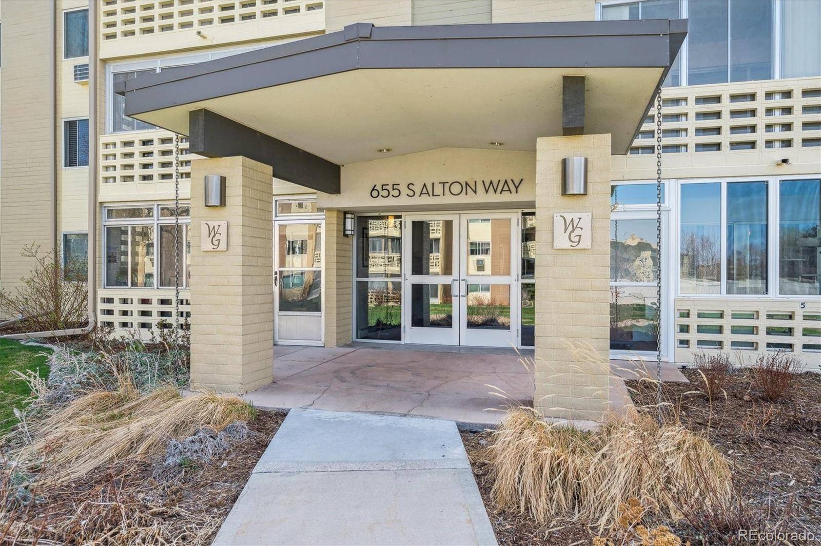 Denver, CO 80247,655 S Alton WAY #4B