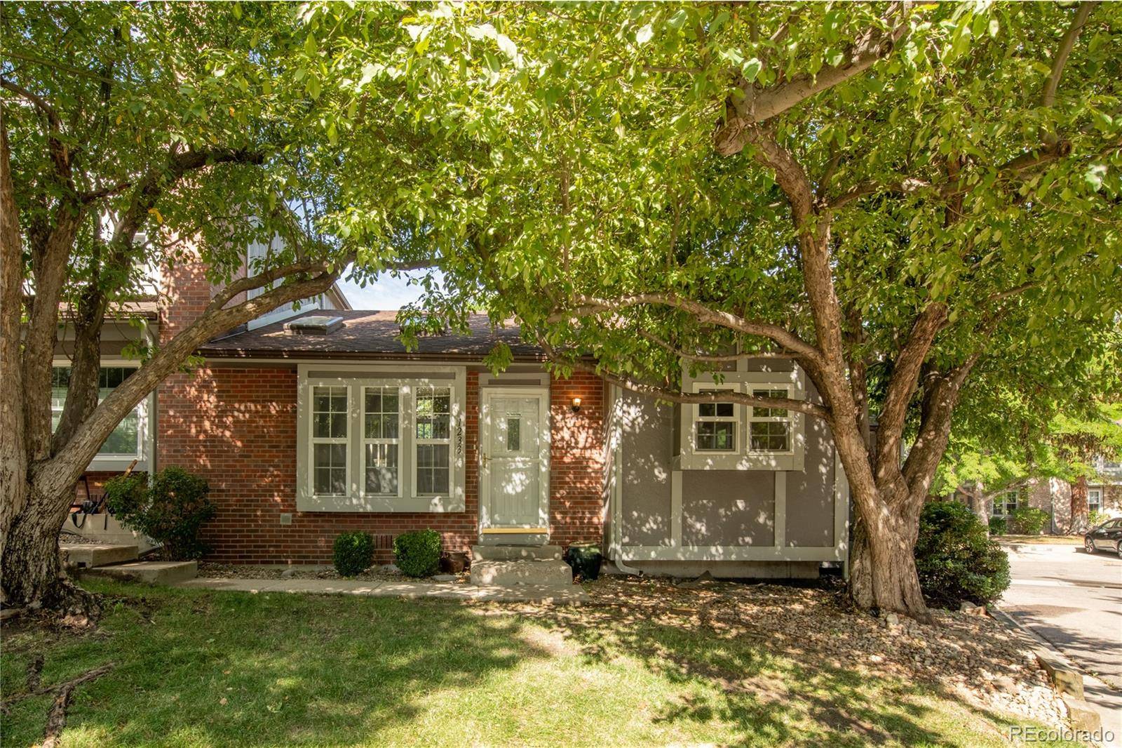 Lakewood, CO 80232,1233 S Flower CIR #A
