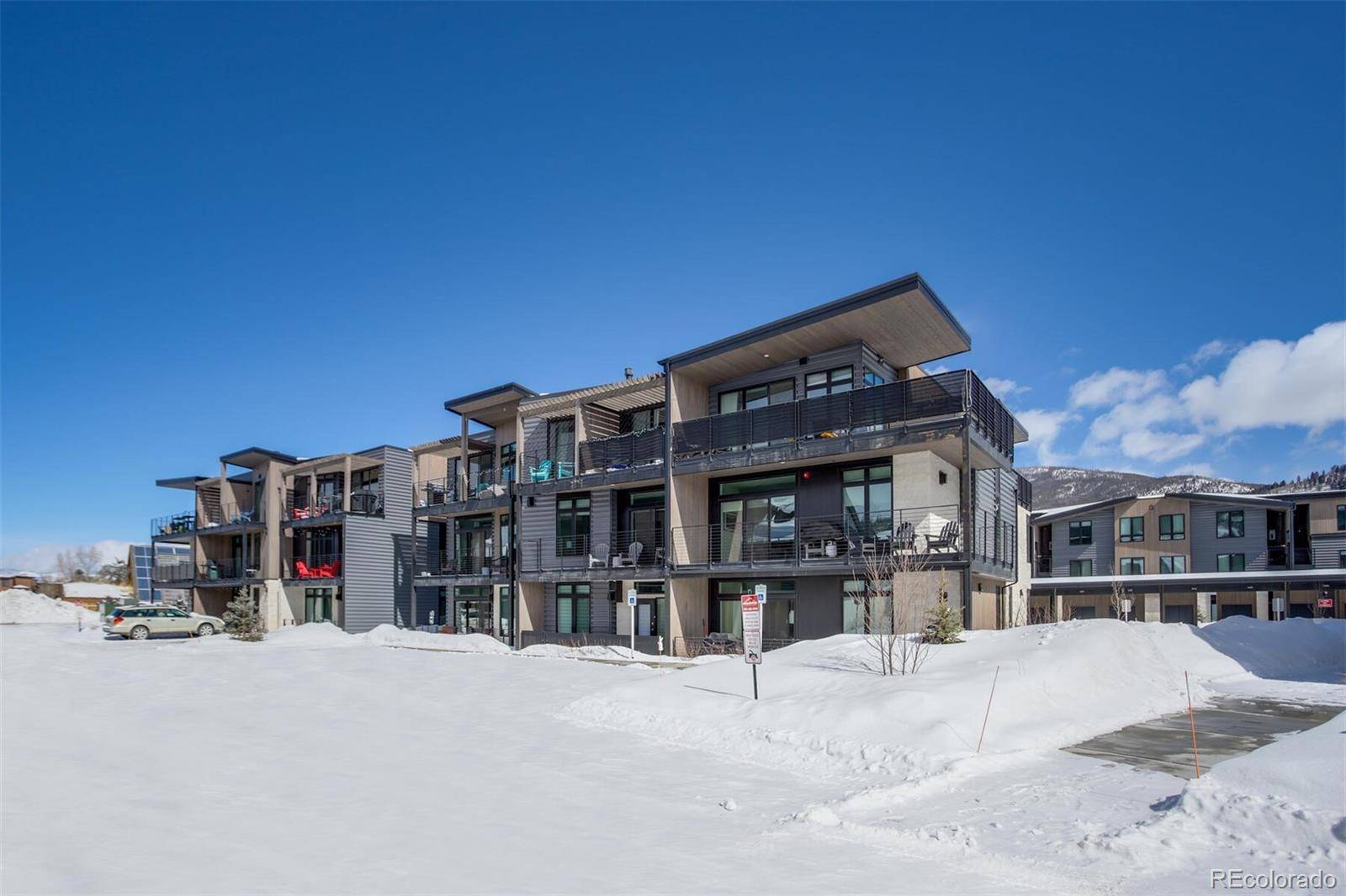 Silverthorne, CO 80498,930 Blue River Pkwy #522