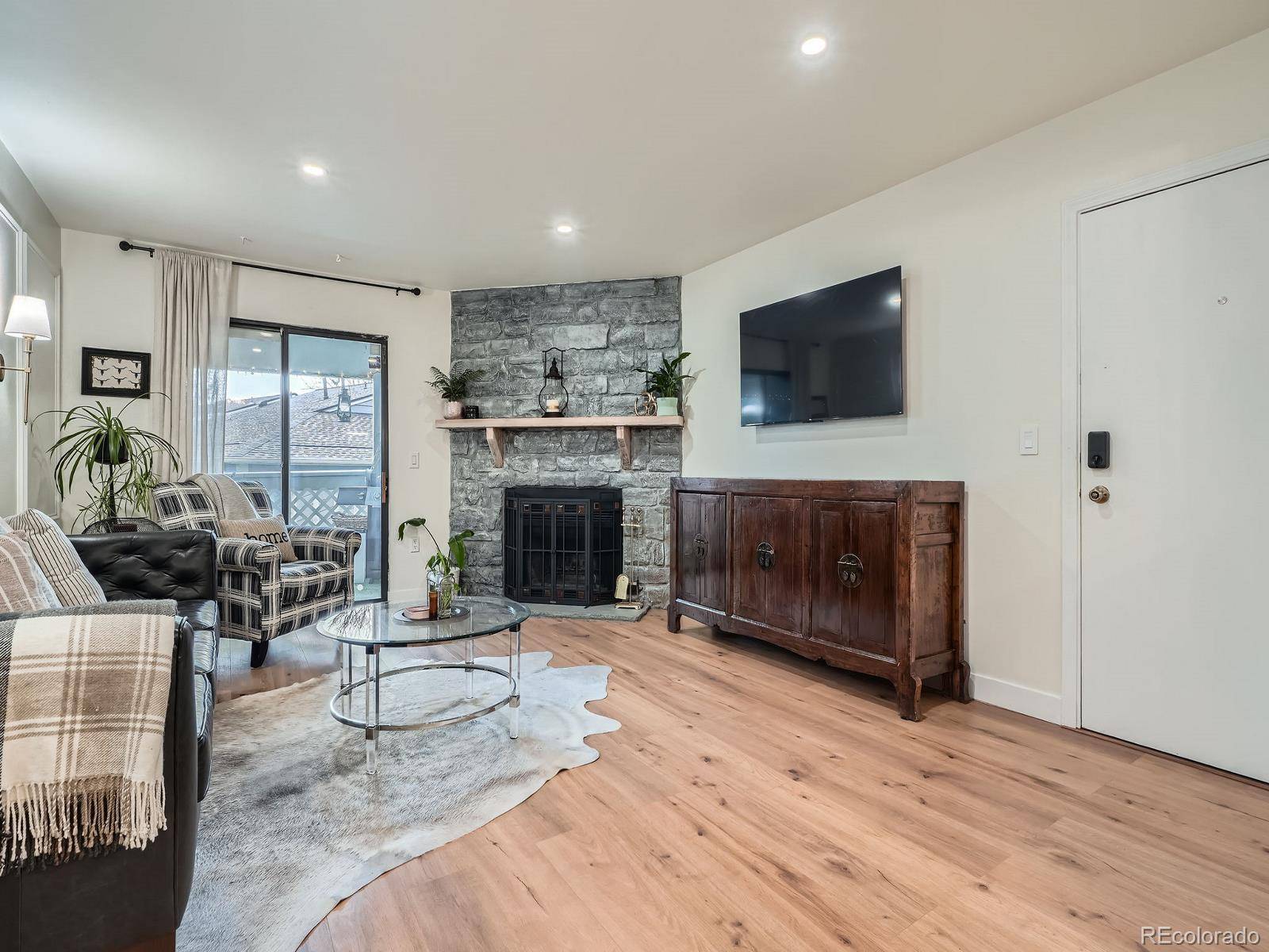 Denver, CO 80247,8335 Fairmount DR #11-203