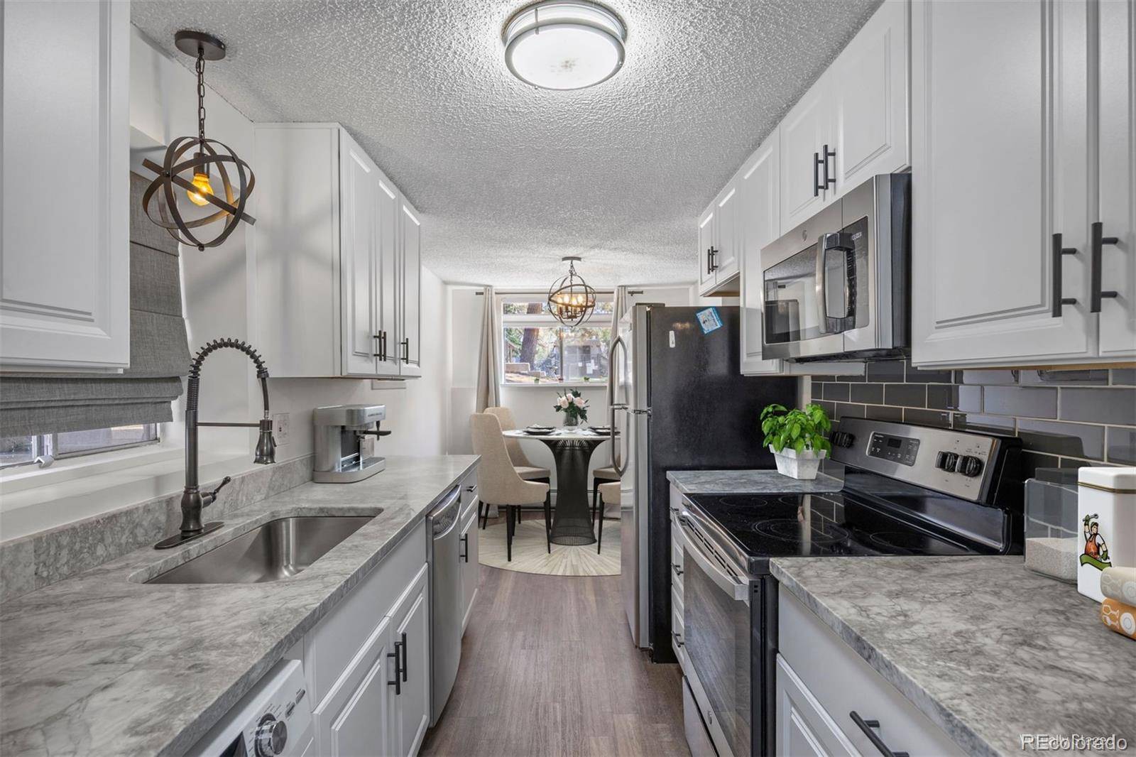 Denver, CO 80222,2700 S Holly ST #100