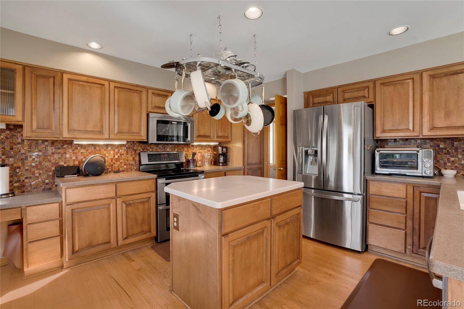 Golden, CO 80401,481 Sunrise DR