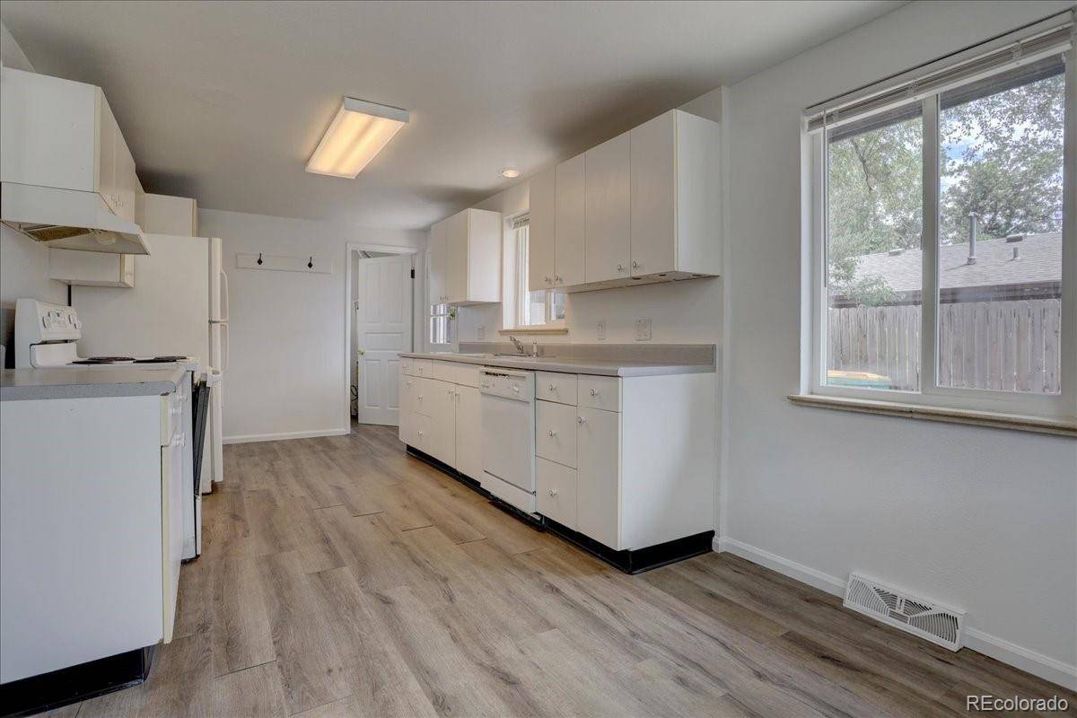 Lakewood, CO 80214,2530 Quay ST