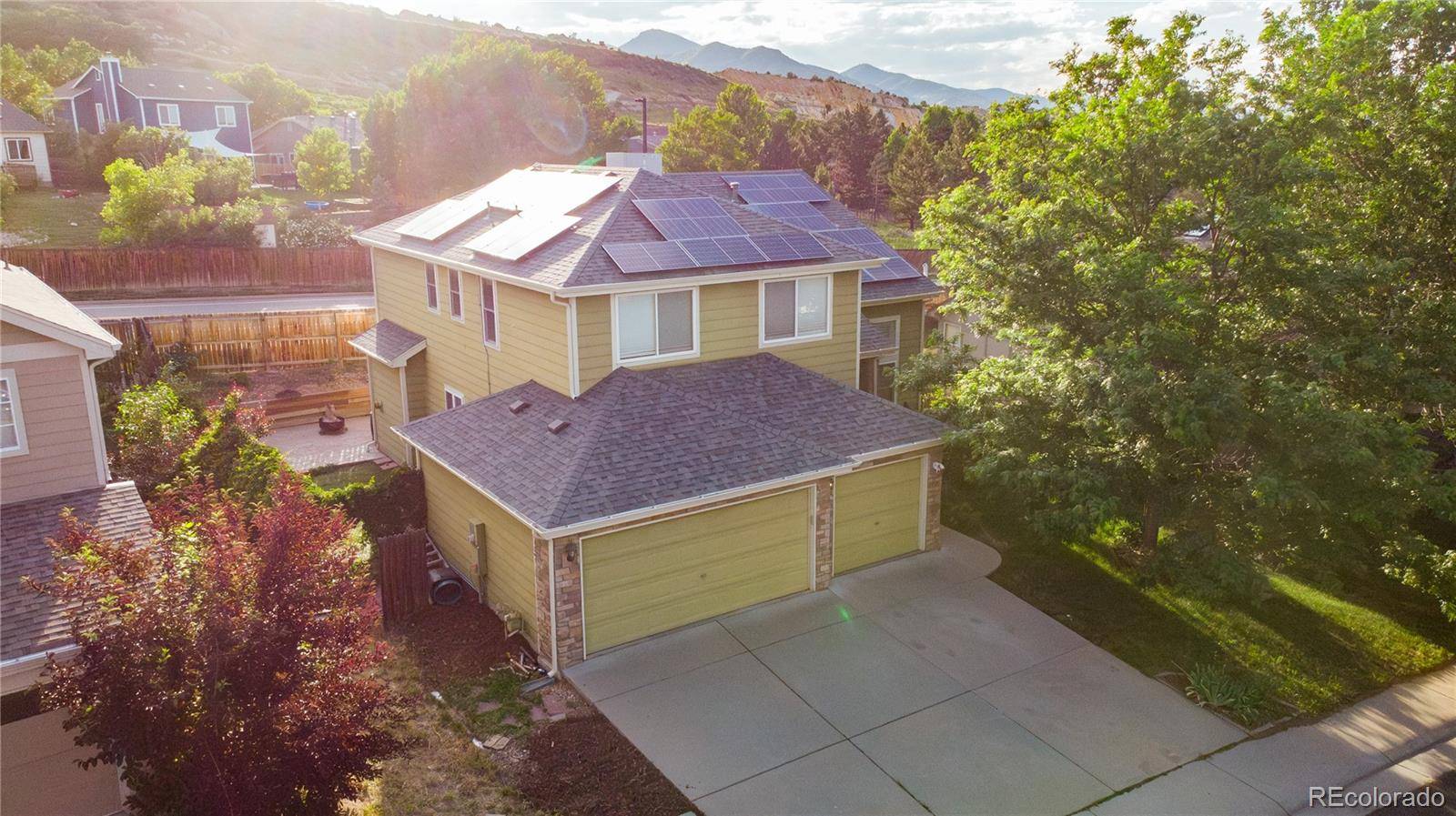 Littleton, CO 80125,7627 Halleys DR