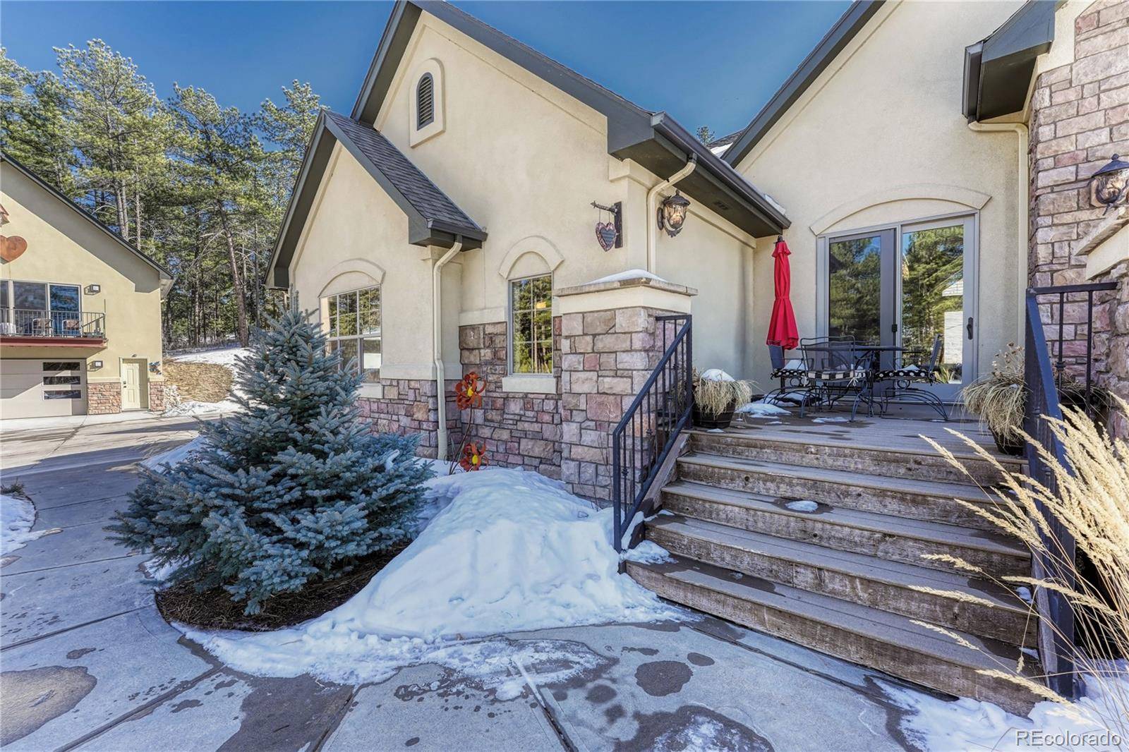 Larkspur, CO 80118,1840 Gore DR