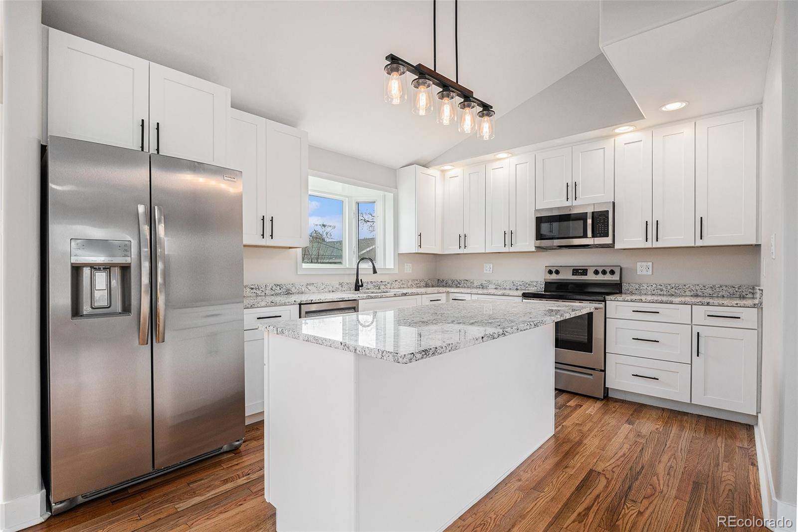 Littleton, CO 80123,3999 W Chenango AVE