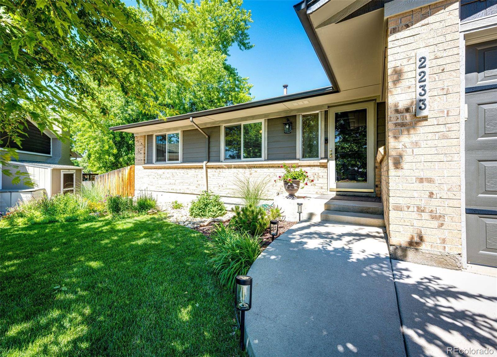 Lakewood, CO 80228,2233 S Beech CT
