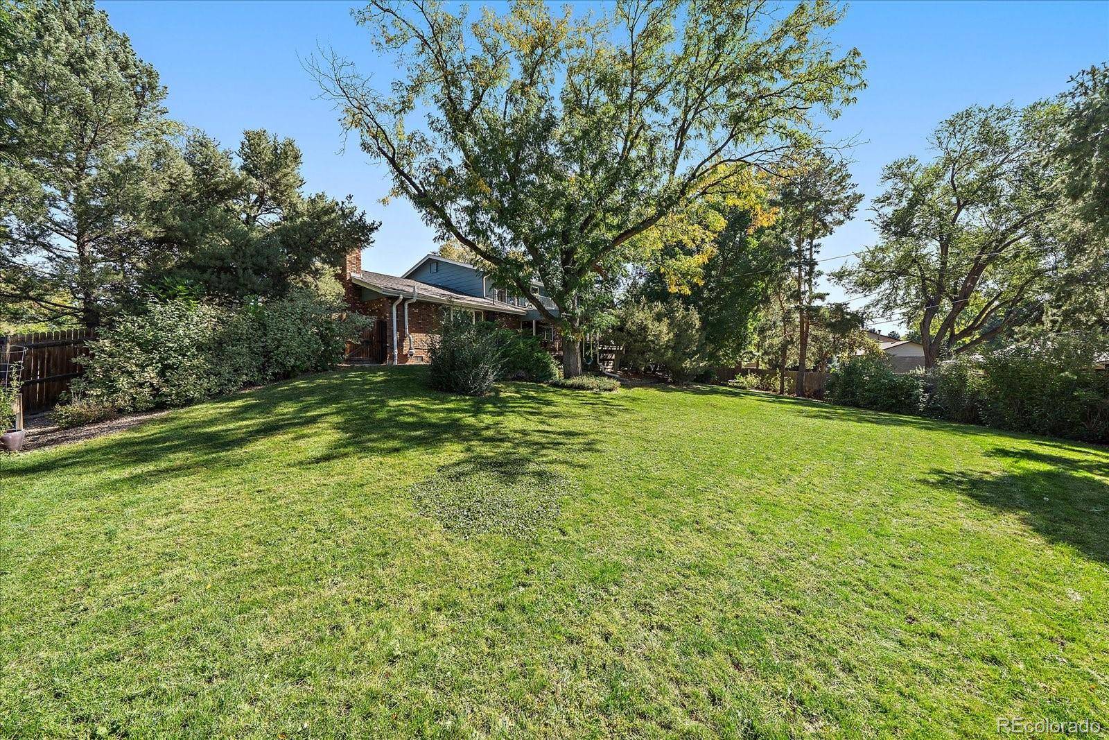 Arvada, CO 80005,10562 W 75th AVE