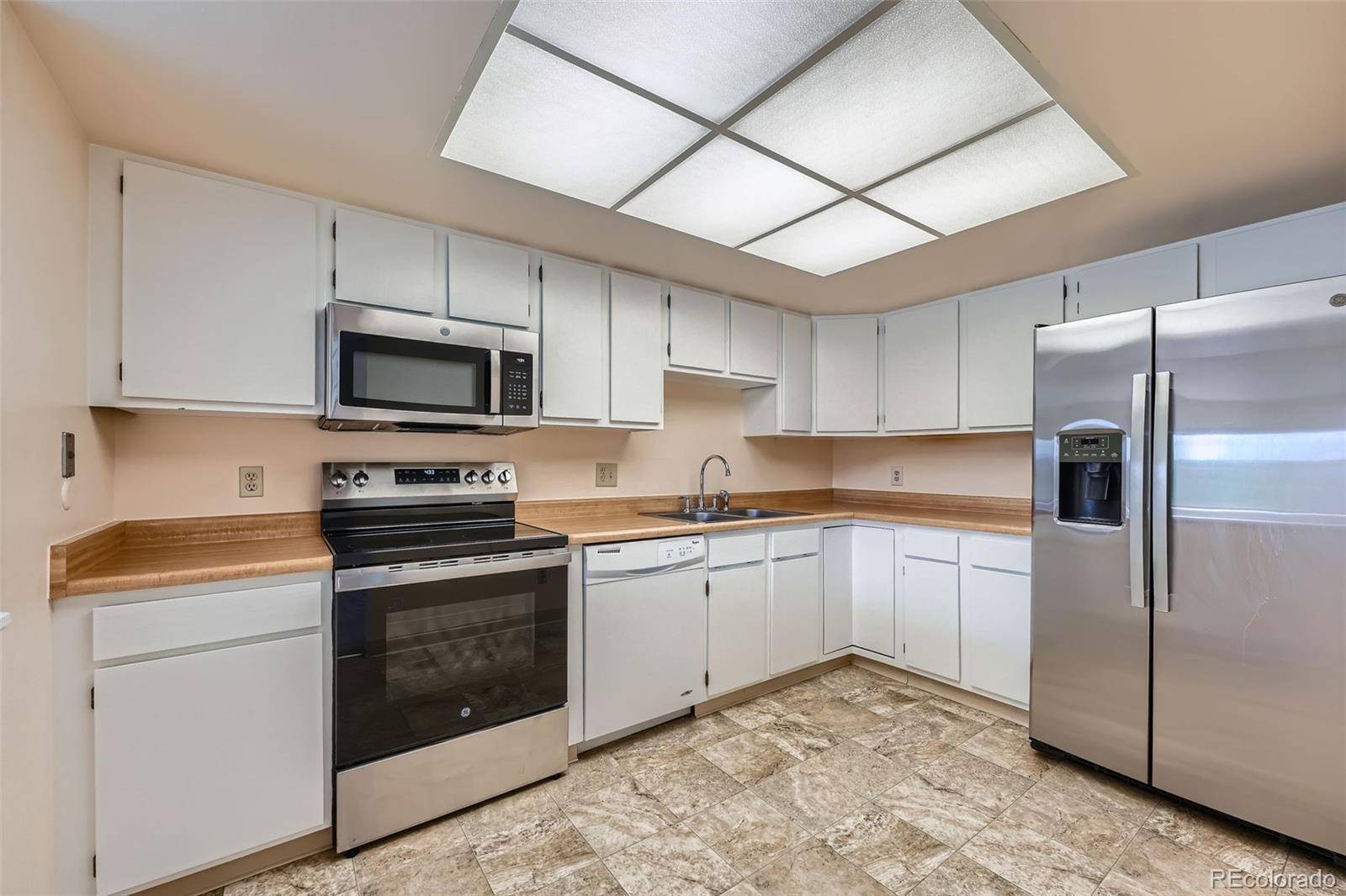 Aurora, CO 80014,14001 E Marina DR #211
