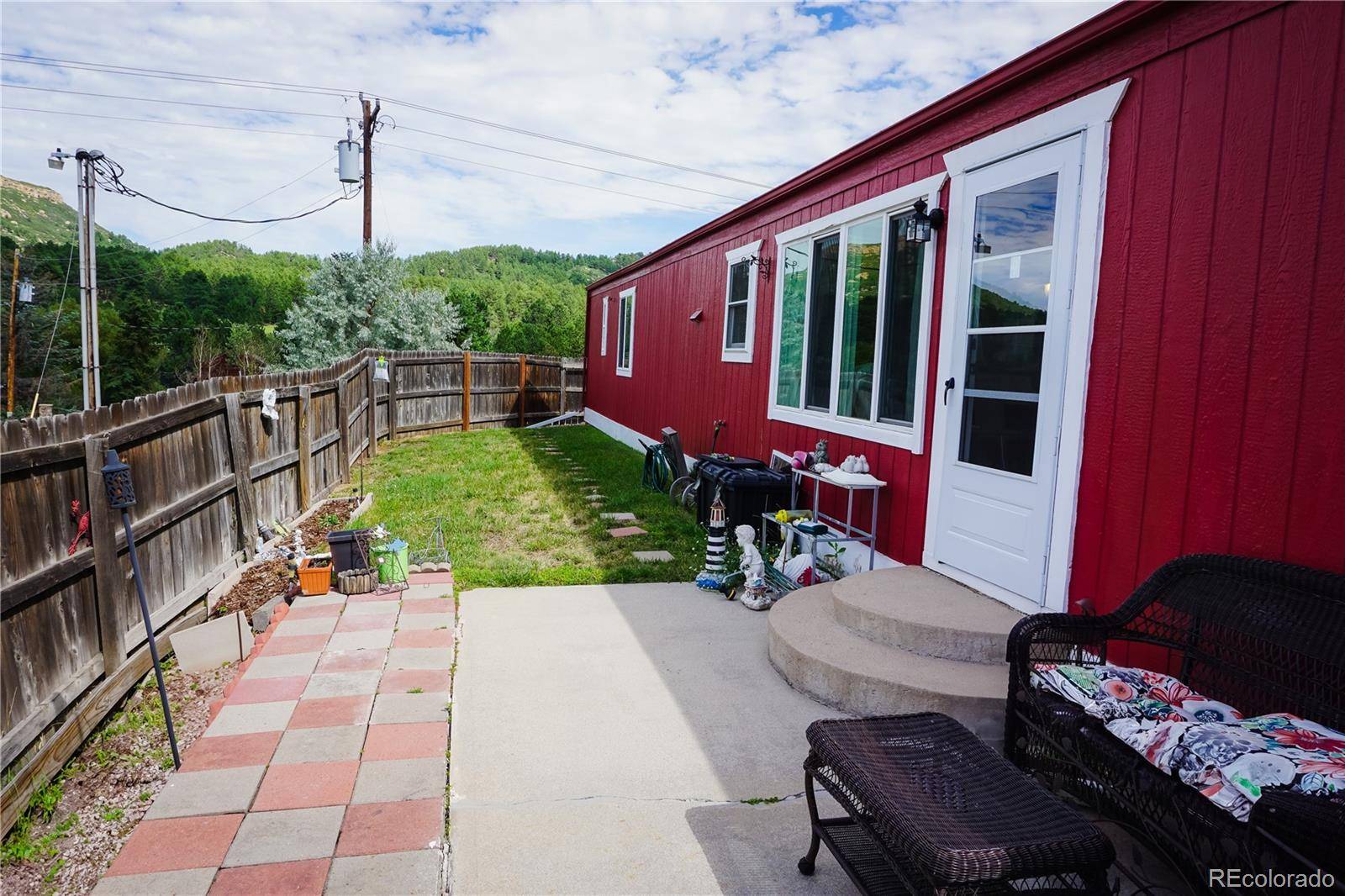 Larkspur, CO 80118,9669 Spruce Mountain RD