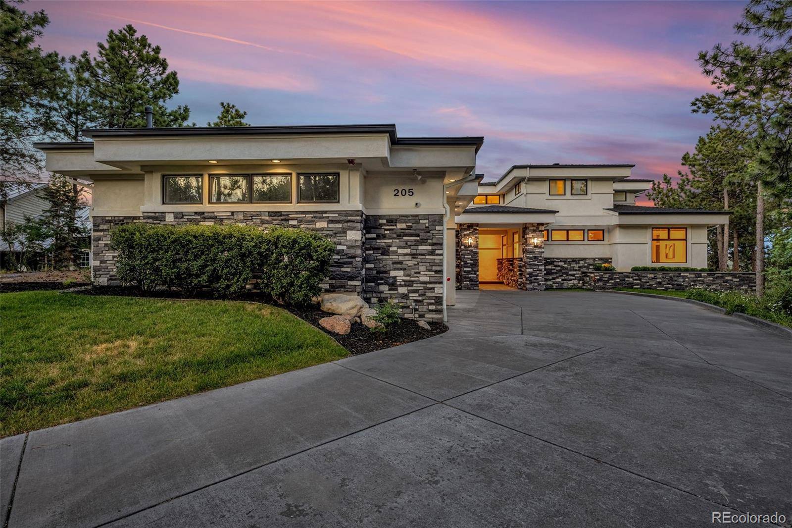Monument, CO 80132,205 Cobblestone WAY
