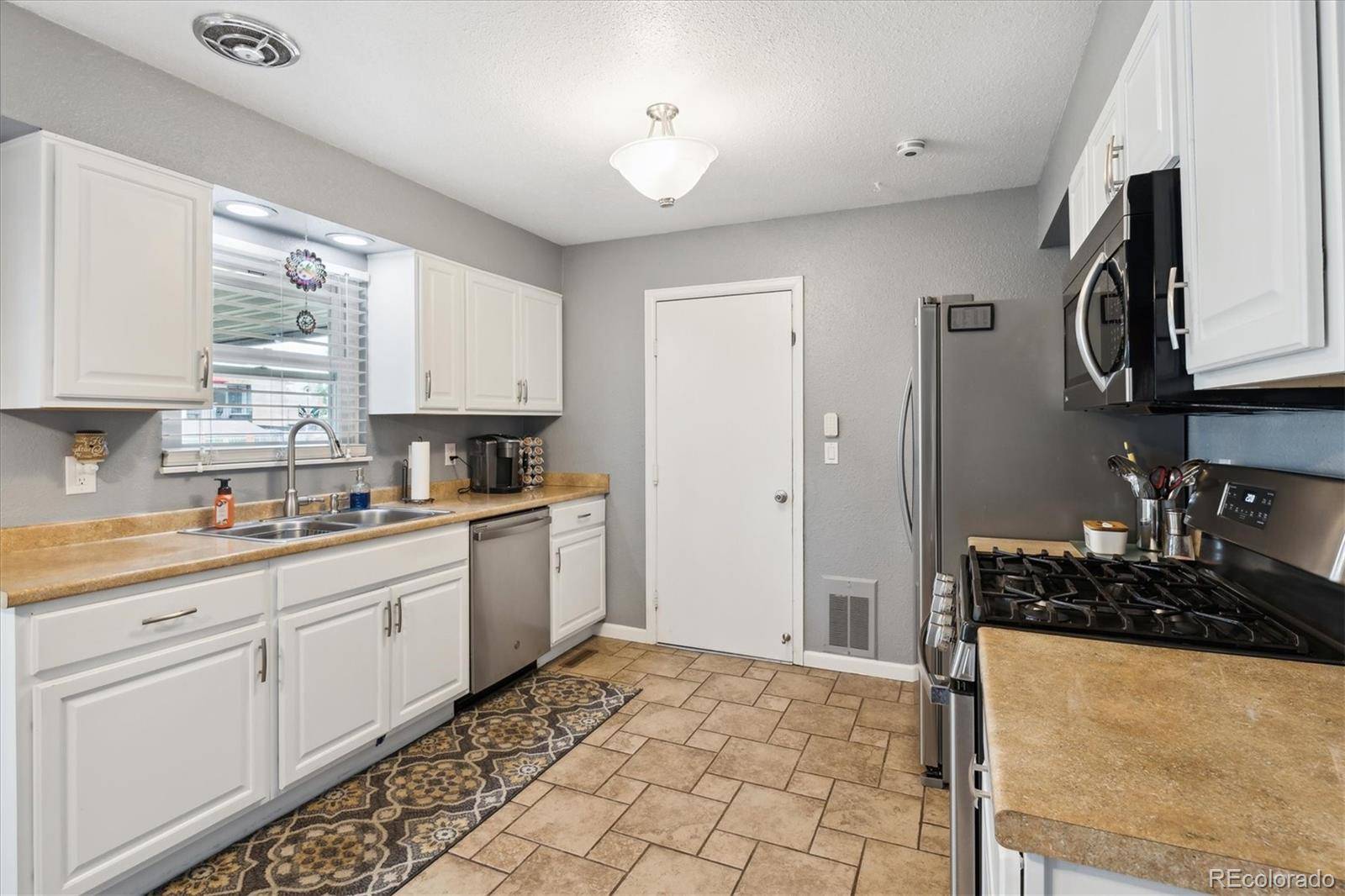 Littleton, CO 80123,4502 S Gar WAY