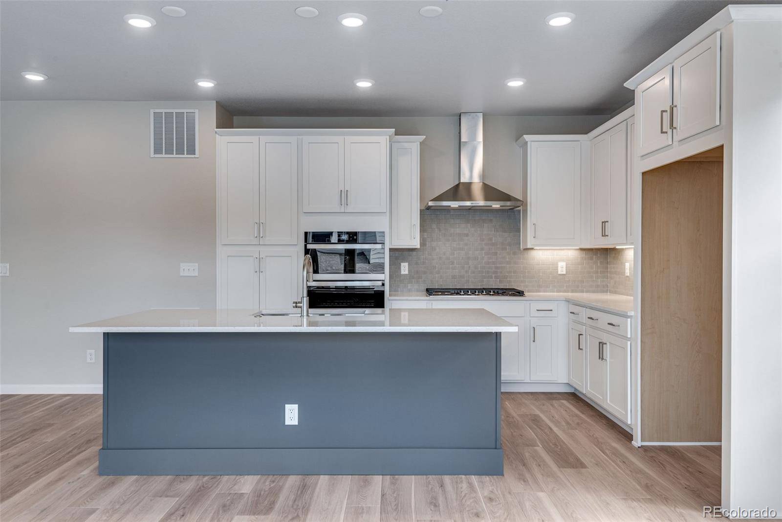 Littleton, CO 80125,8581 Eckley ST