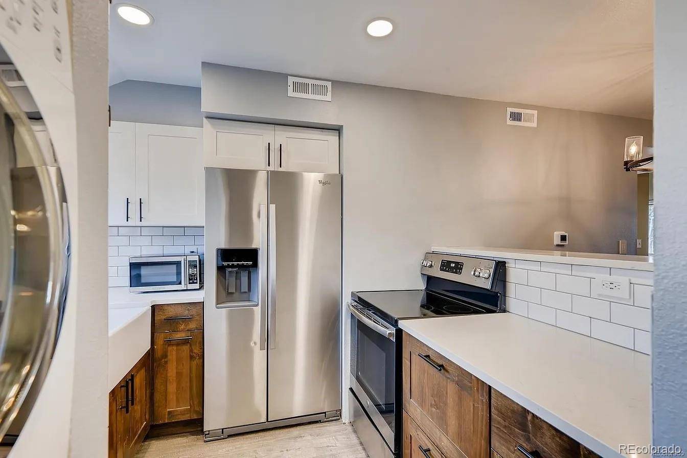 Englewood, CO 80110,303 W Lehow AVE #22