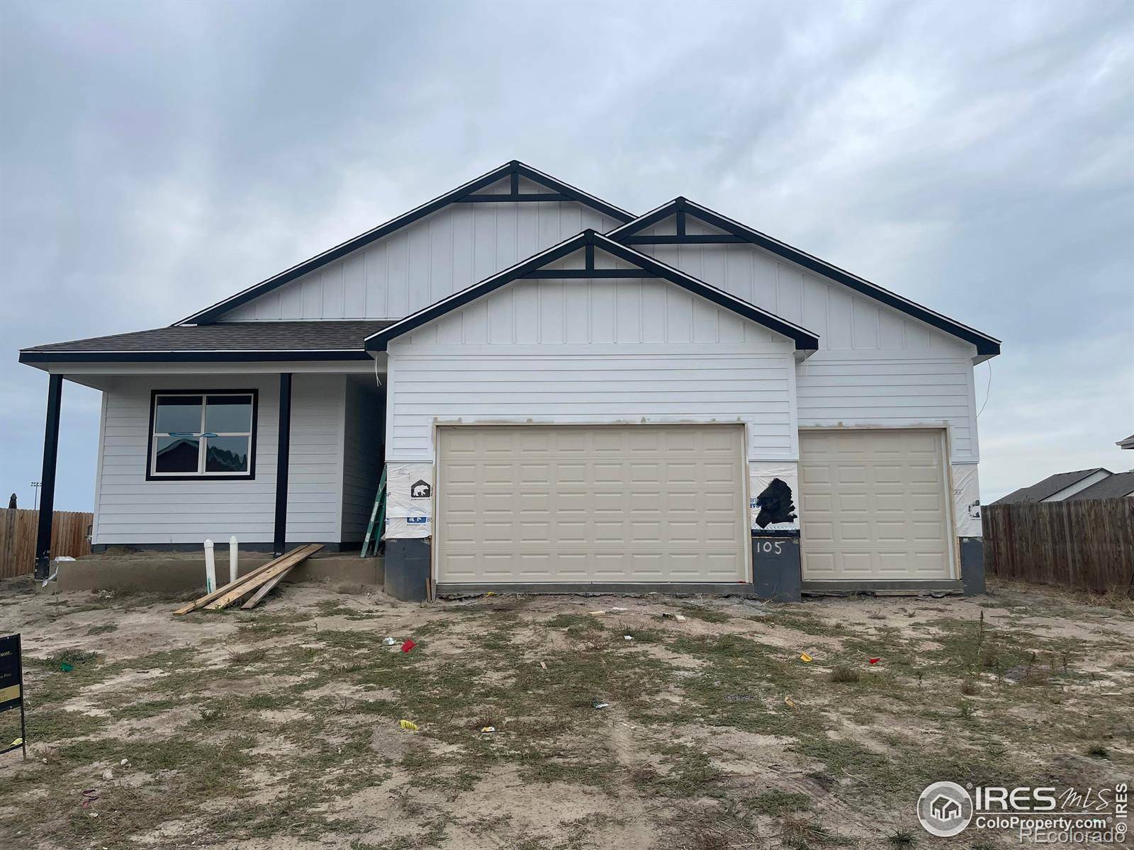 Wiggins, CO 80654,105 7 AVE