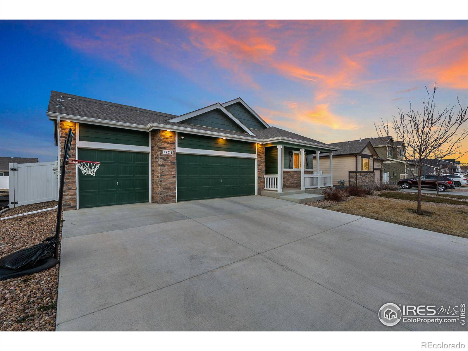 Severance, CO 80550,1524 Wavecrest DR