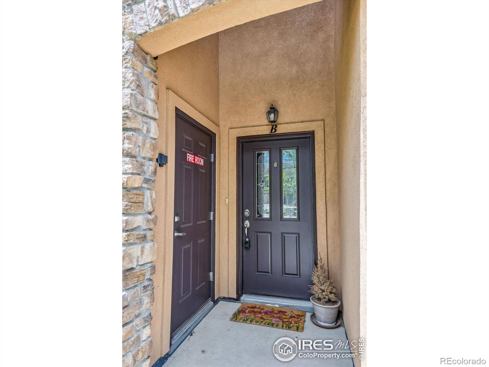 Longmont, CO 80504,2321 Calais DR #15B