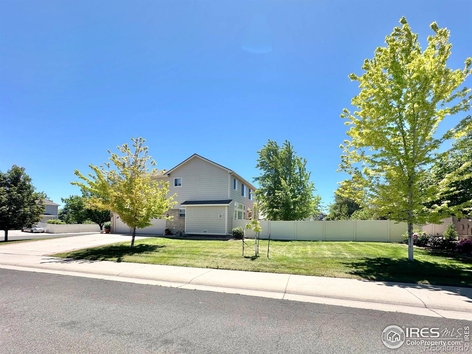 Broomfield, CO 80021,7852 W 95th DR