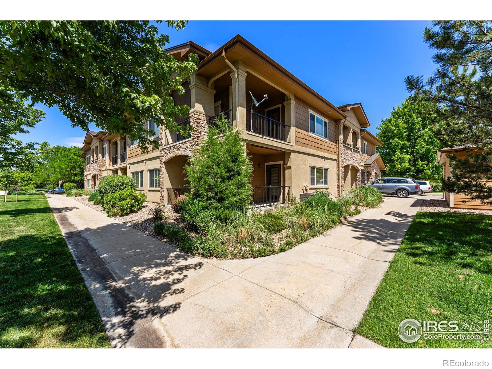 Longmont, CO 80504,2215 Calais DR #7D