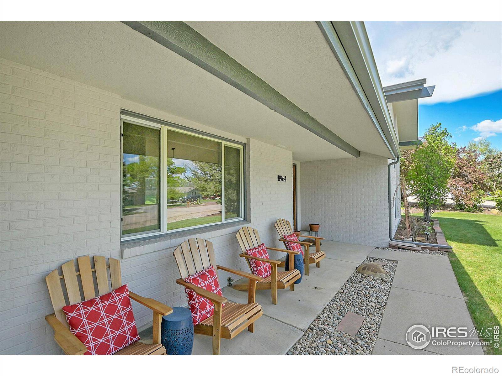 Niwot, CO 80503,8964 Walker RD