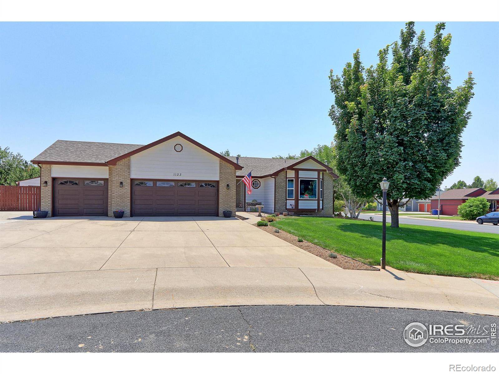 Johnstown, CO 80534,1123 Country Acres DR