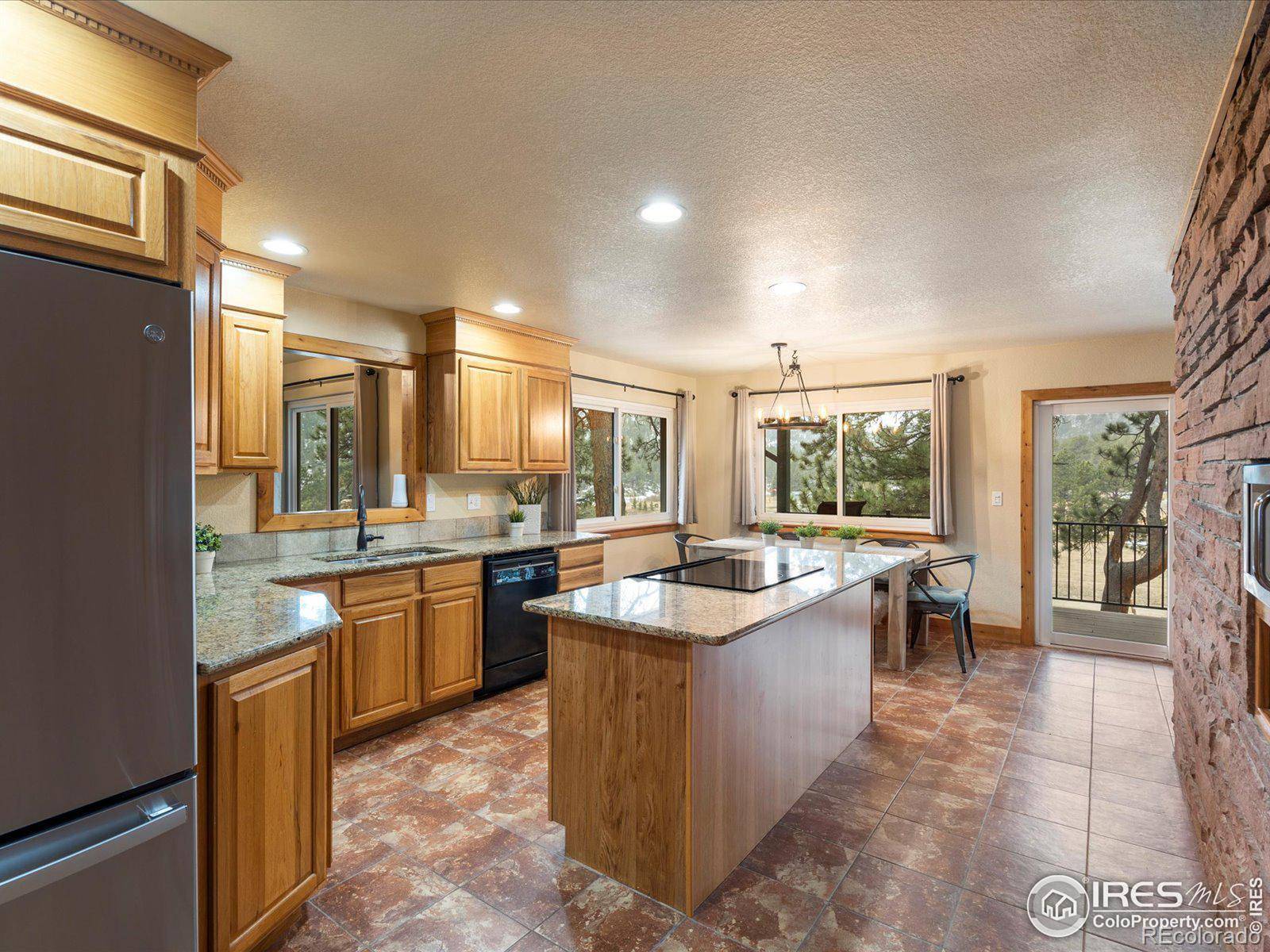 Lyons, CO 80540,500 Aspen DR