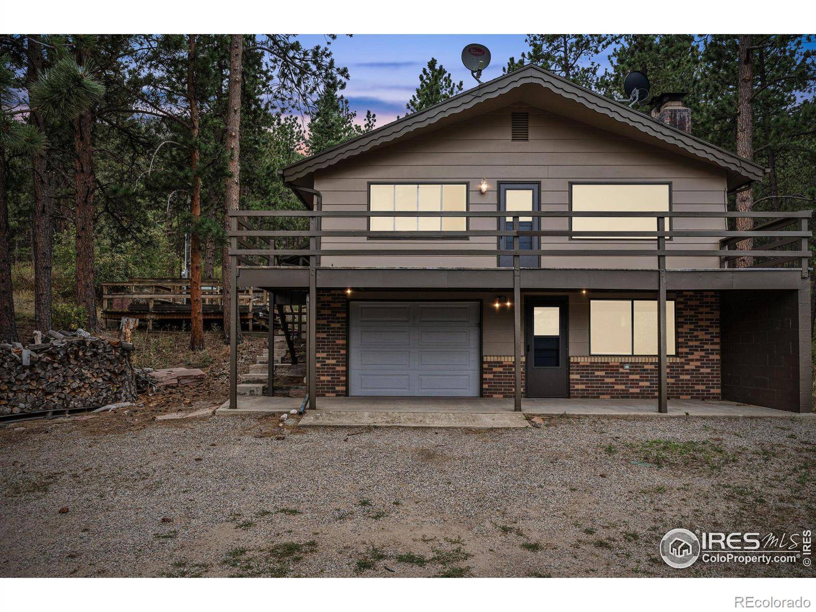 Lyons, CO 80540,333 Pinewood DR