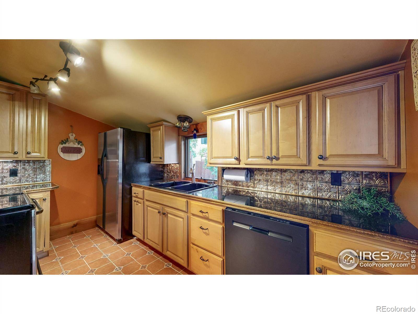 Lyons, CO 80540,443 Seward ST