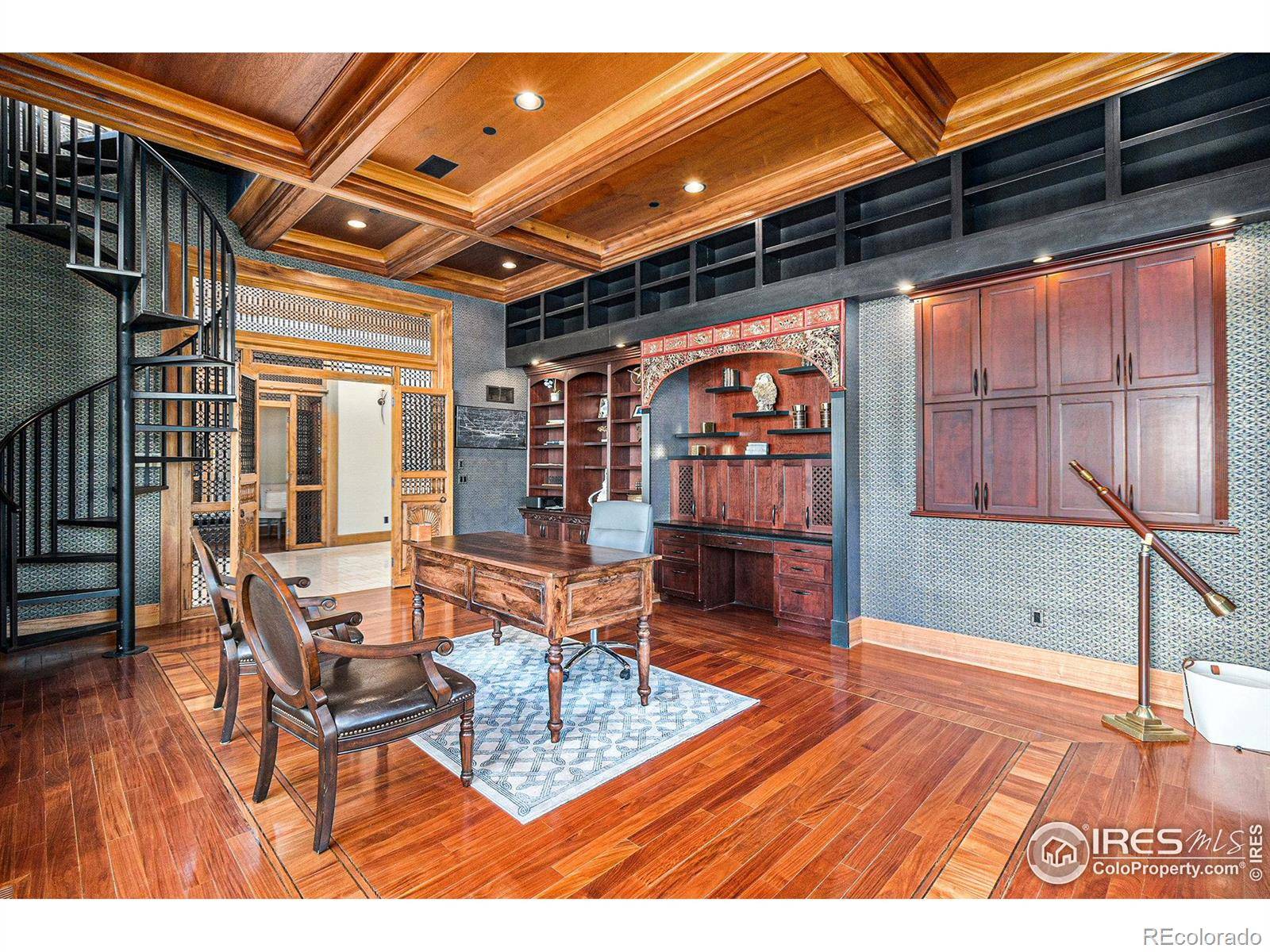Niwot, CO 80503,8532 Strawberry LN
