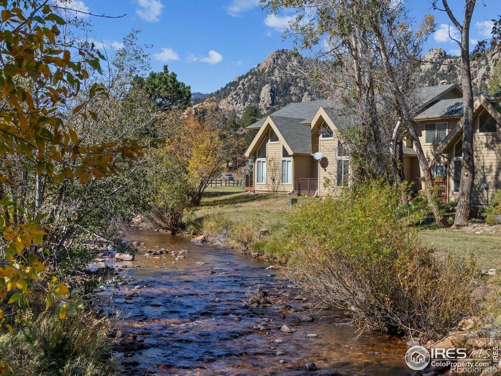 Estes Park, CO 80517,300 Far View DR #16