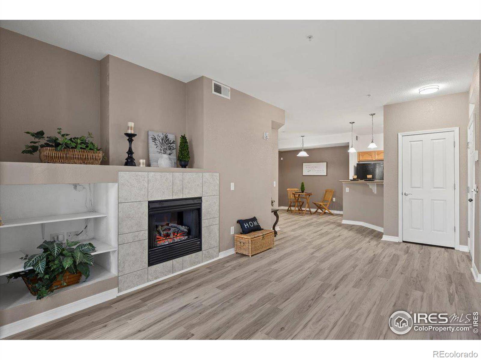 Fort Collins, CO 80525,2133 Krisron RD #101