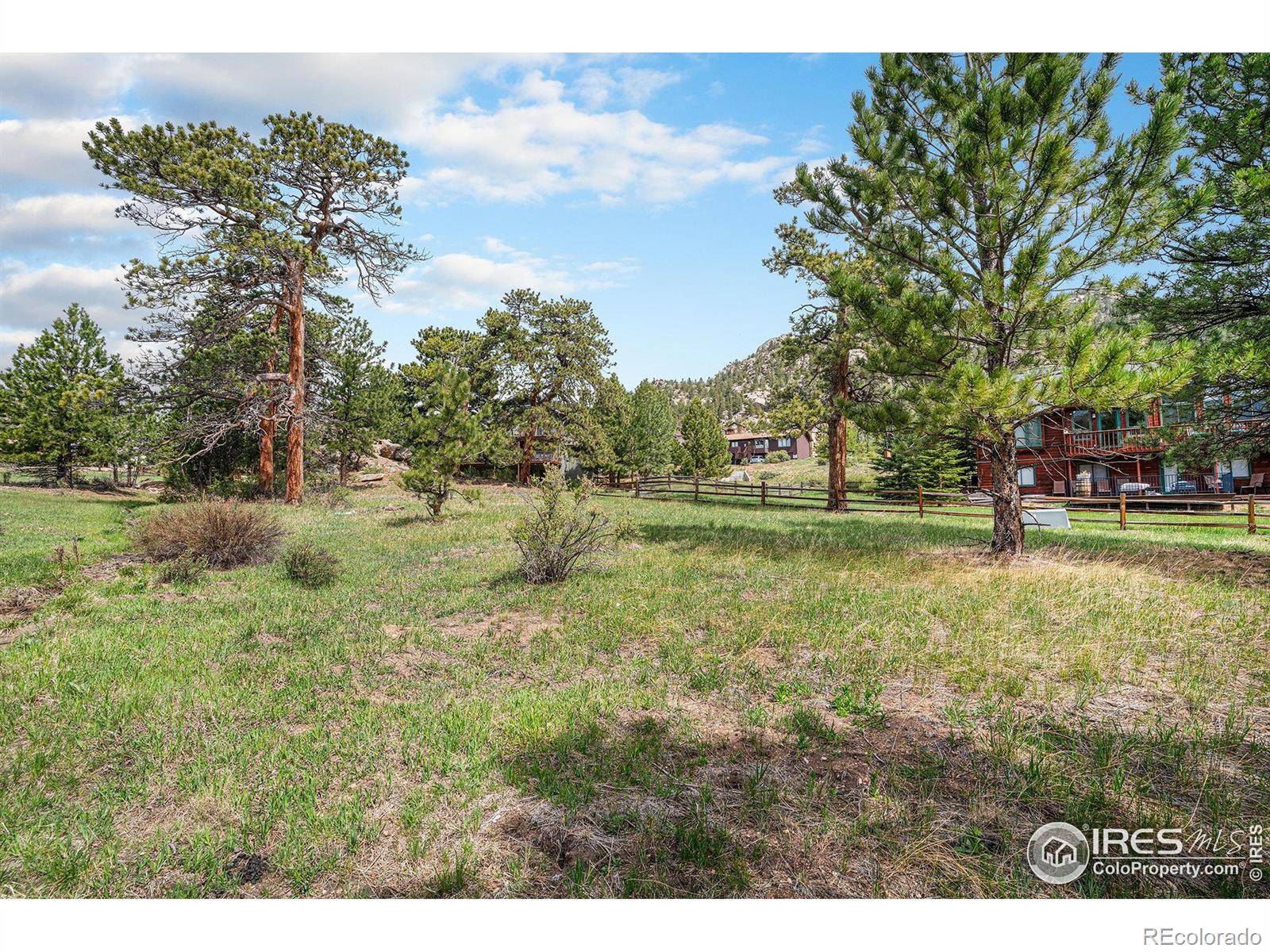 Estes Park, CO 80517,405 Pawnee DR