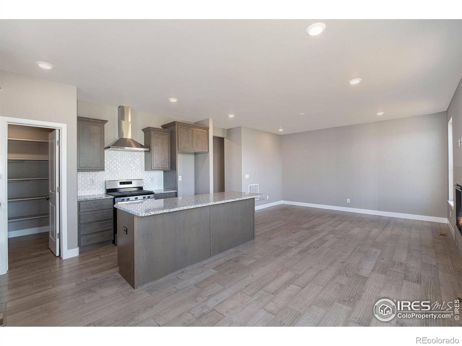 Arvada, CO 80005,7262 Xenophon CT