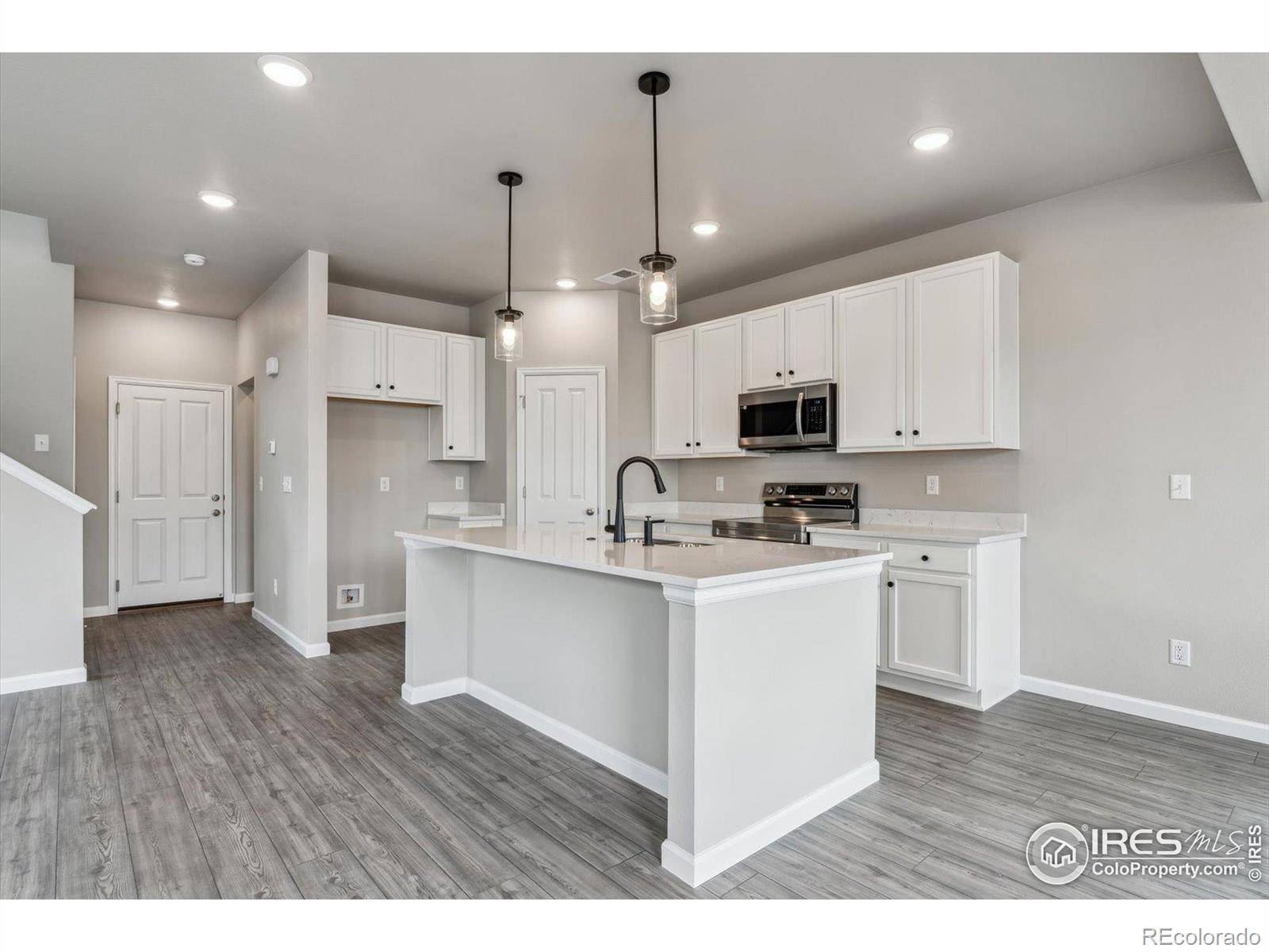 Brighton, CO 80601,2303 Peregrine DR