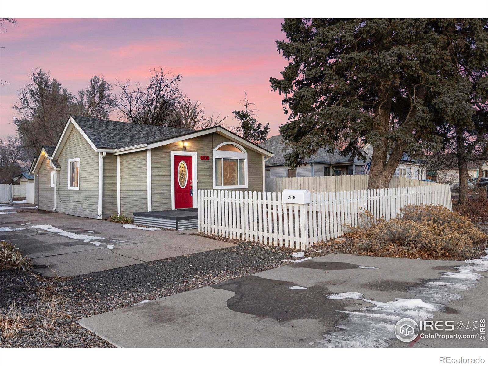 Fort Collins, CO 80524,208 E Lincoln AVE