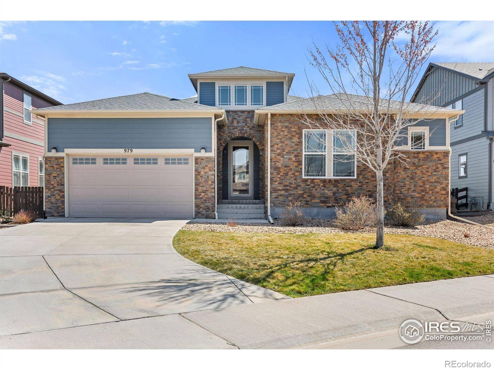 Lafayette, CO 80026,979 Stagecoach DR