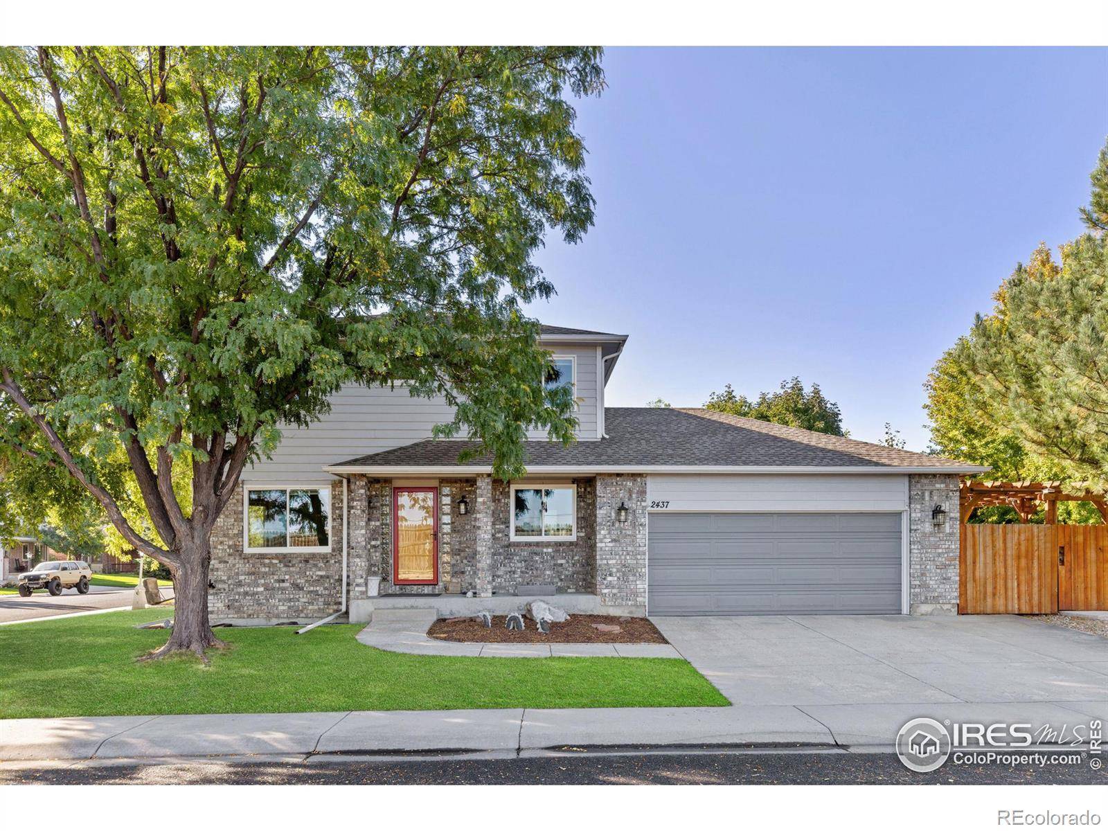 Longmont, CO 80503,2437 Maplewood CIR