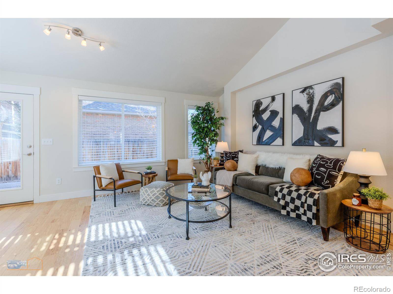 Longmont, CO 80501,409 Terry ST #A