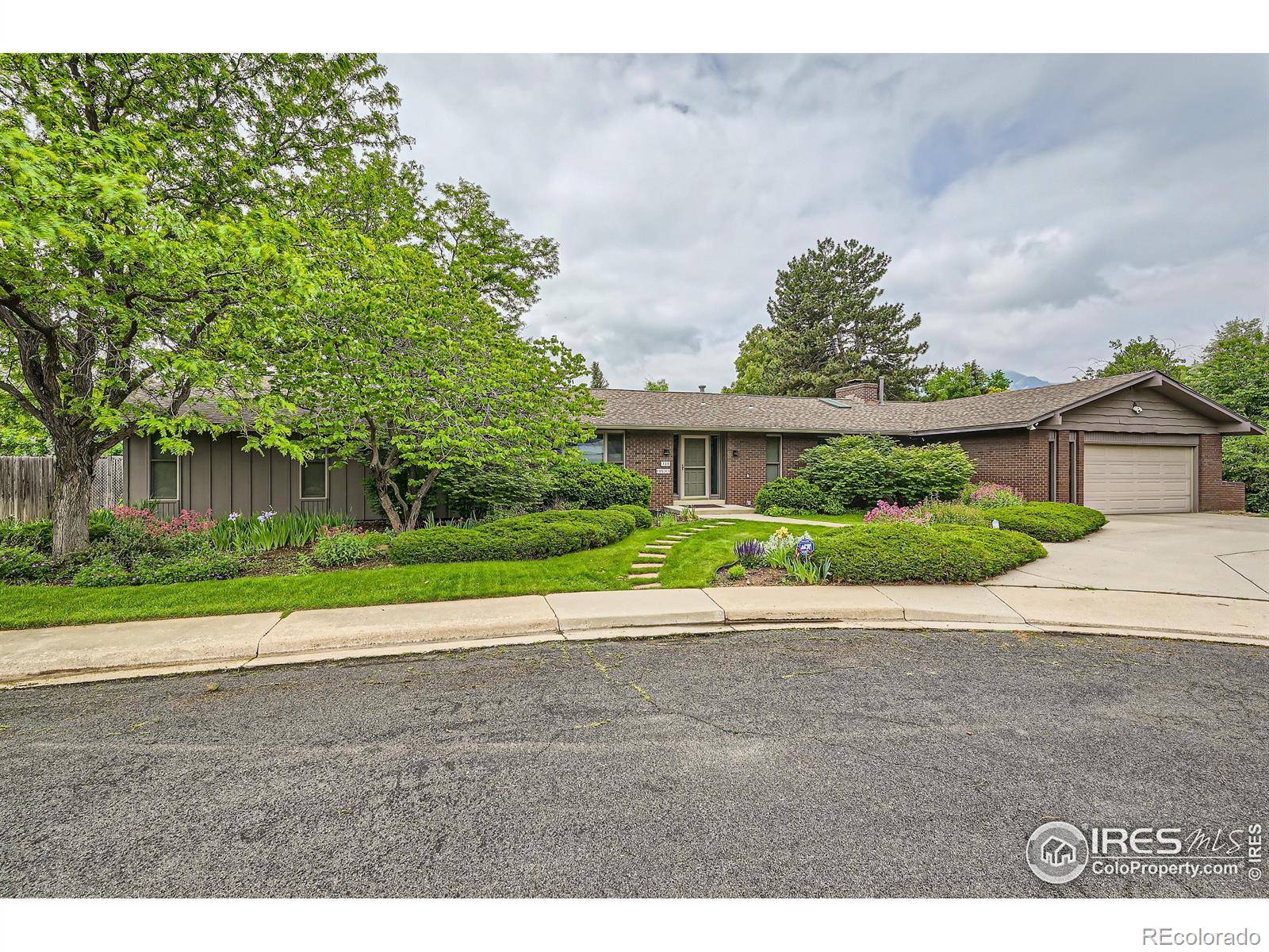 Boulder, CO 80303,325 Fox CT